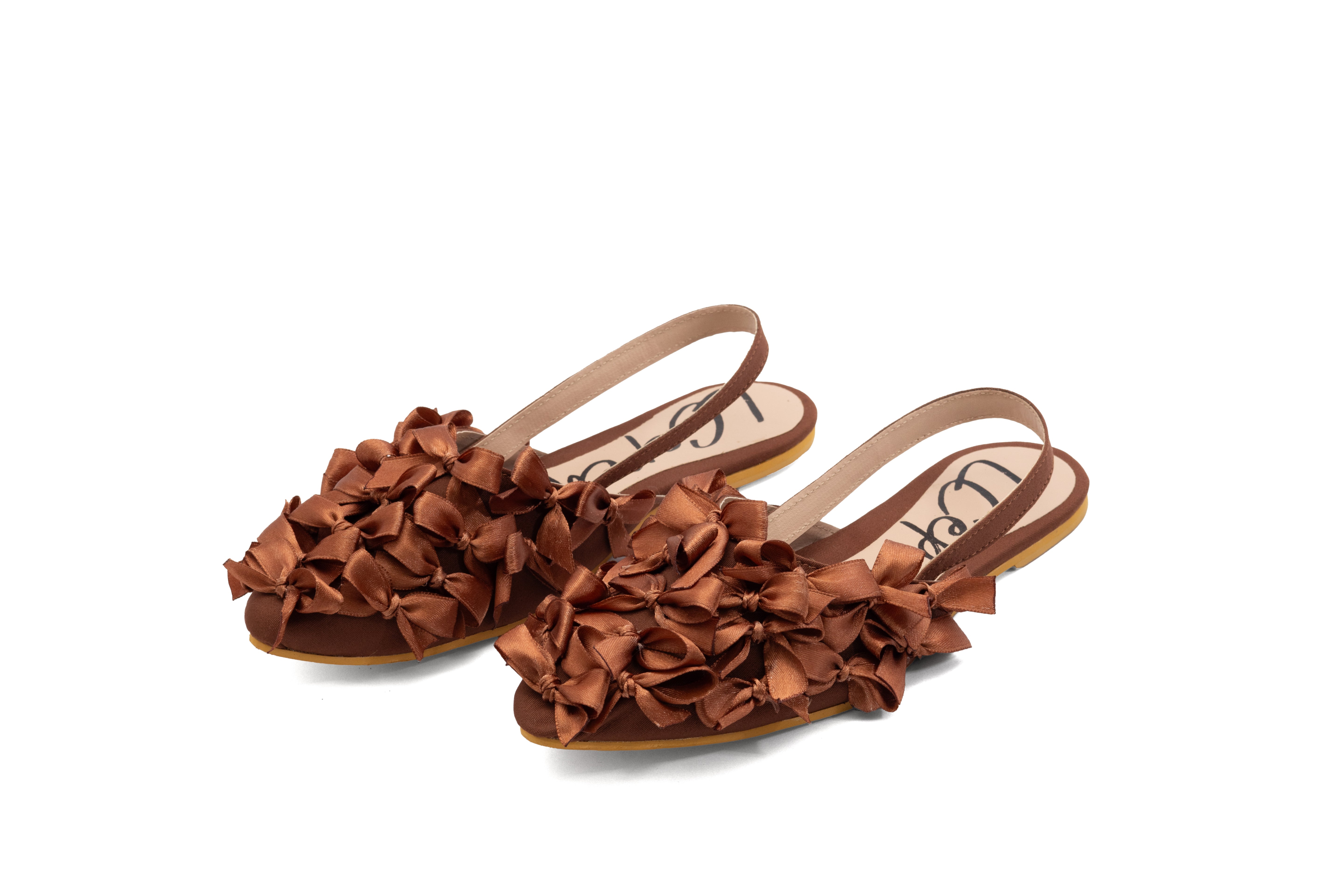 CELÉ MULES MOCA
