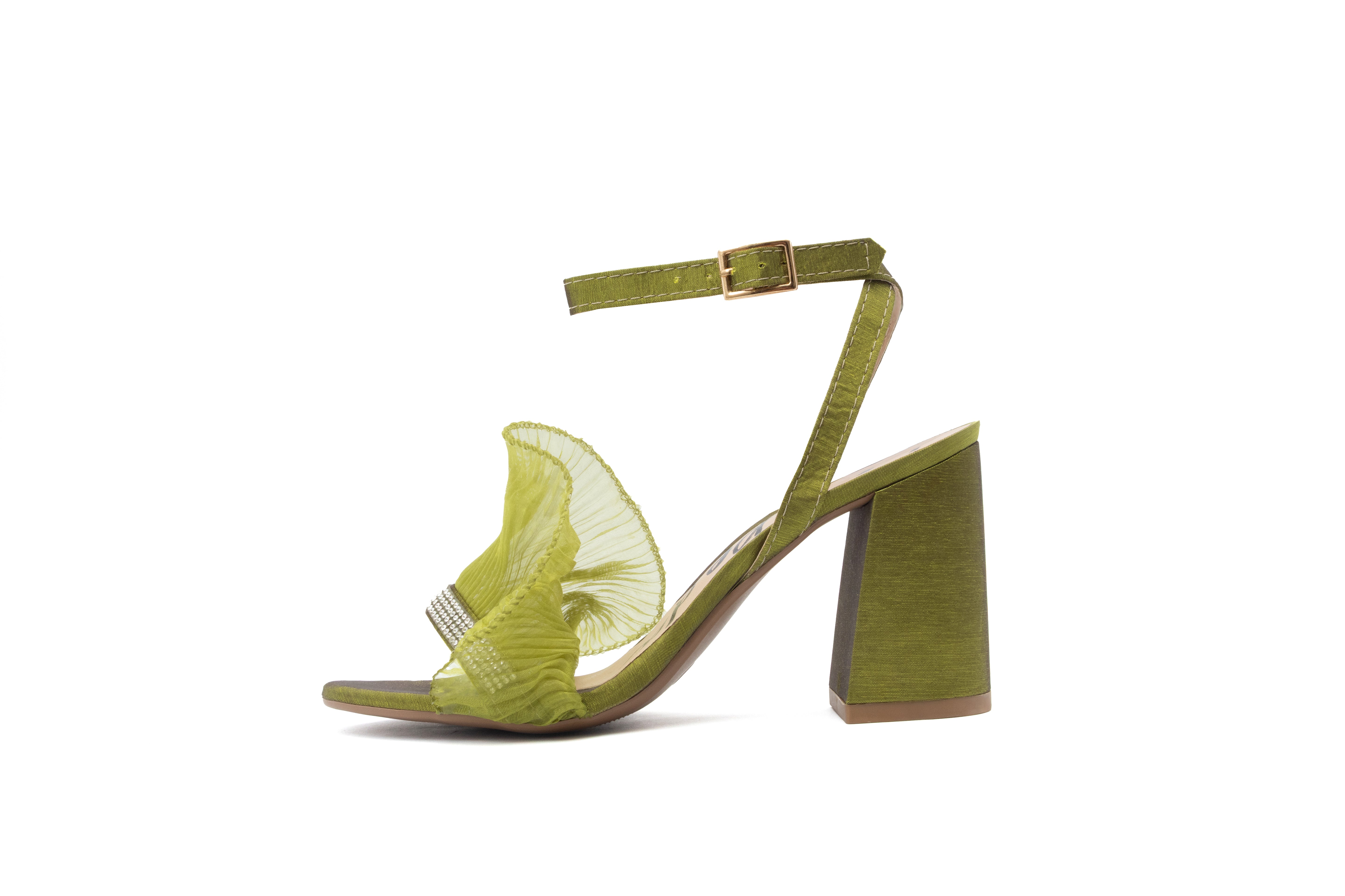 Shell pistachio sandals